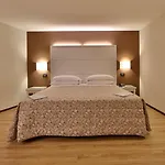 호텔 San Donato - Centro 4*