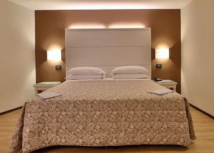 Hotel San Donato - Centro 4*