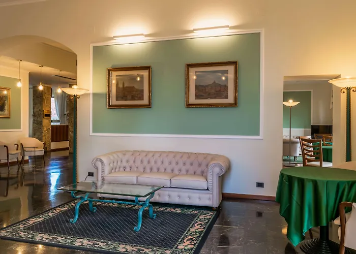 San Donato - Centro فندق