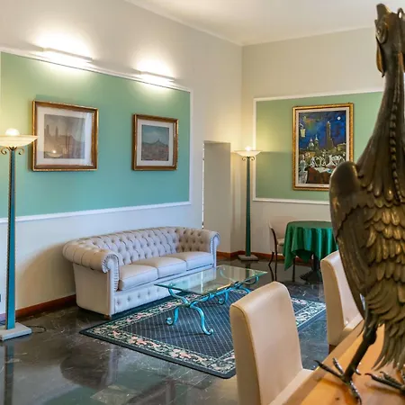 San Donato - Centro מלון